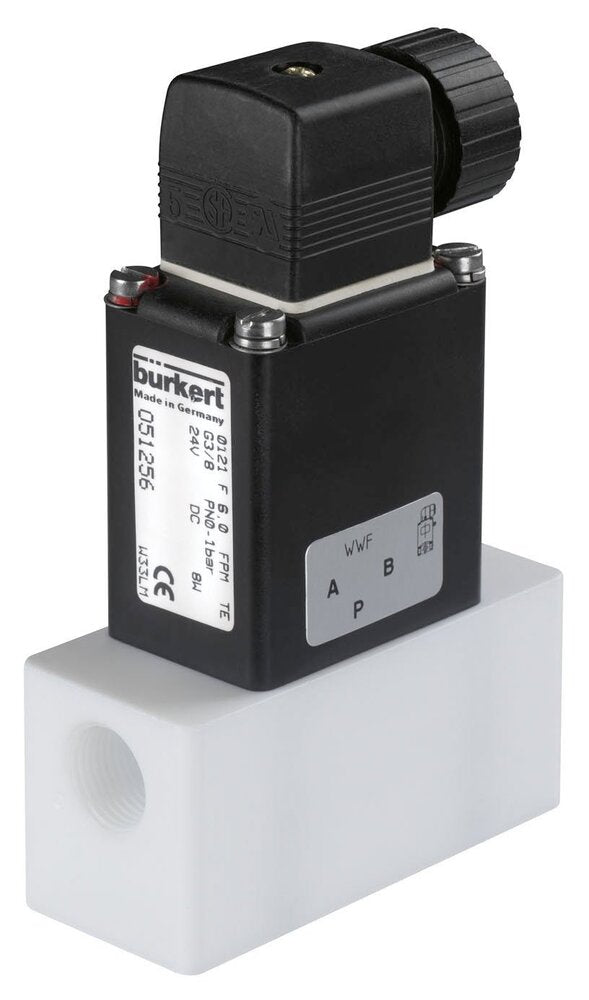 Válvula solenoide G3/8'' NC de plástico FFKM/FKM -4bar/0-58psi 230VAC 0121 133108