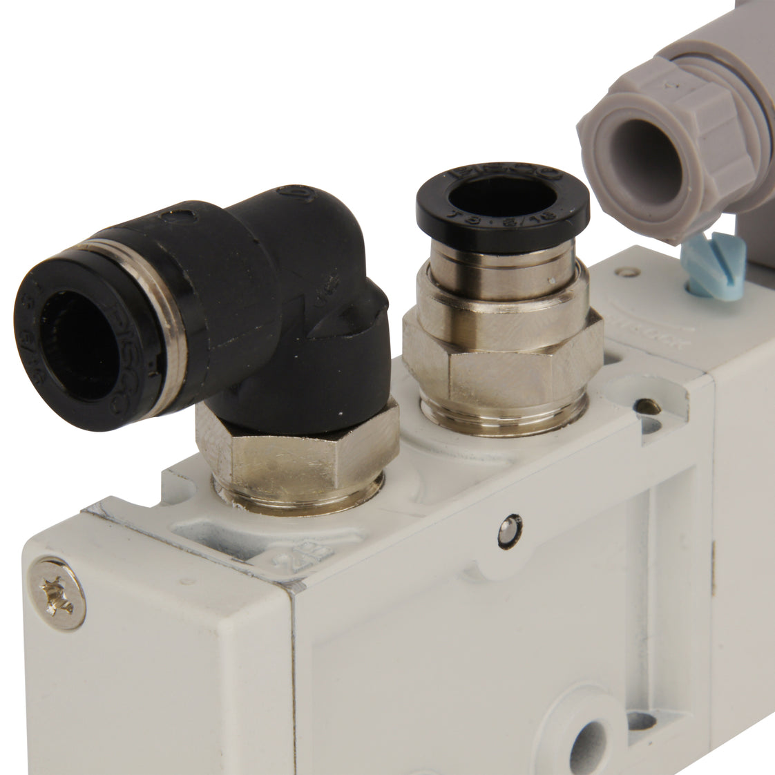 Codo de 8mmxR3/8'' [10 piezas]