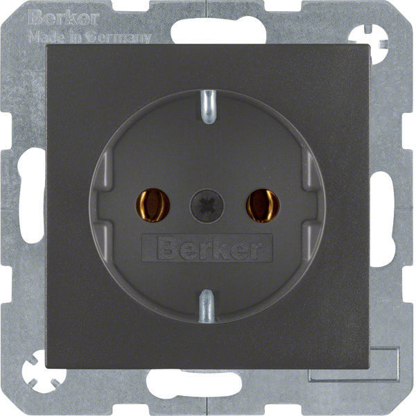 Hager Berker S.1/B.3/B.7 Toma De Pared (Aparamenta WCD) - 47431606