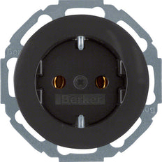 Hager Berker R.classic Toma De Pared (WCD Switchgear) - 47452045