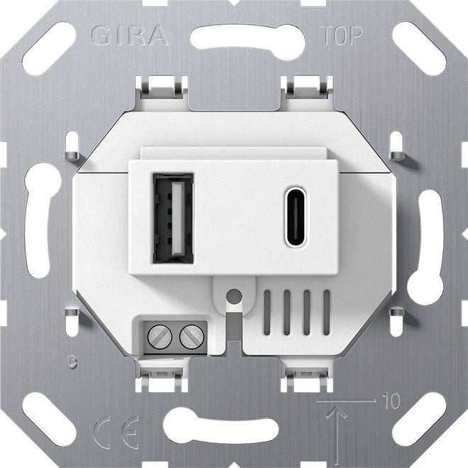Gira Fuente de alimentación USB de 2 puertos Tipo A/C Enchufe de pared Blanco - 234900