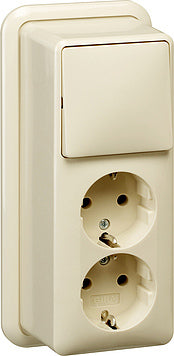 Interruptor combinado Gira con doble toma de corriente y toma de tierra integrada - 018610