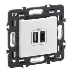 Legrand Enchufe Con 2x USB Tipo A+C Dispositivo Completo Blanco - 741232