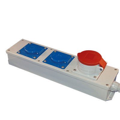 Caja De Distribución De Energía Industrial Hateha 16A 400V 5P - 12.919.019